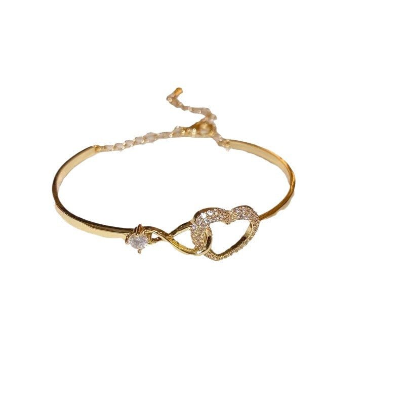 Chain Hollowed Heart Shape Bracelet